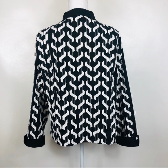 BLUE BAYOU WOMEN’S JACKET BLACK AND WHITE SZ LARGE - Picture 5 of 8